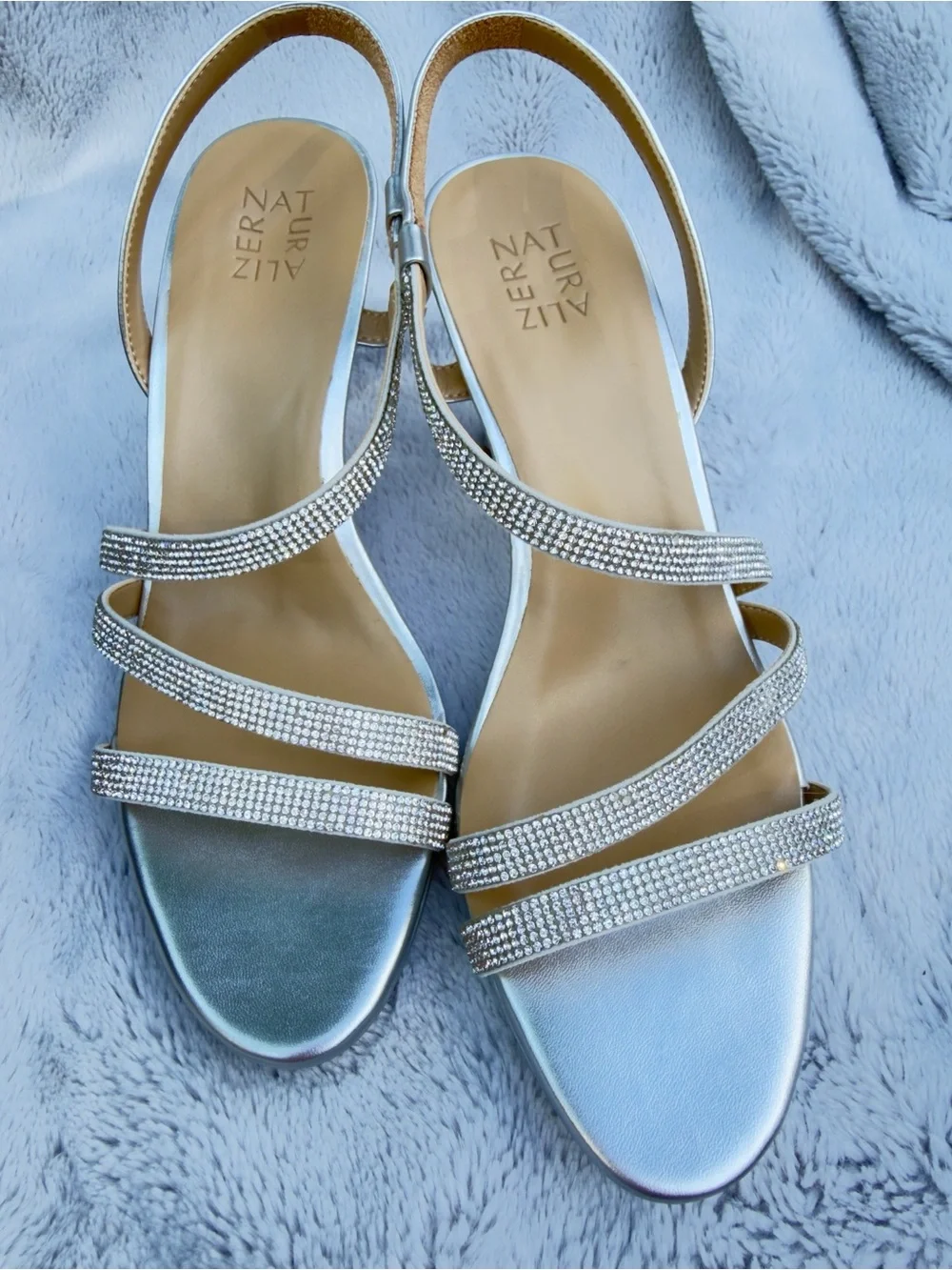 Brand New Naturalizer Women’s Brenta2, Silver  Heeled Sandal size 10 Wide